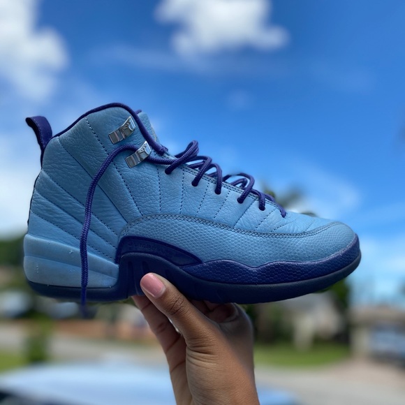 Jordans Retro 12s Hornets